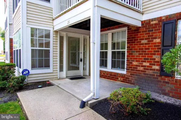 26 INVERNESS CIR, Marlton, NJ 08053