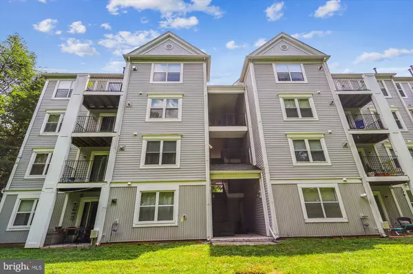 Rockville, MD 20850,10007 VANDERBILT CIR #10-6