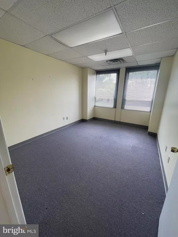 Bristol, PA 19007,1200 VETERANS HWY #D-1