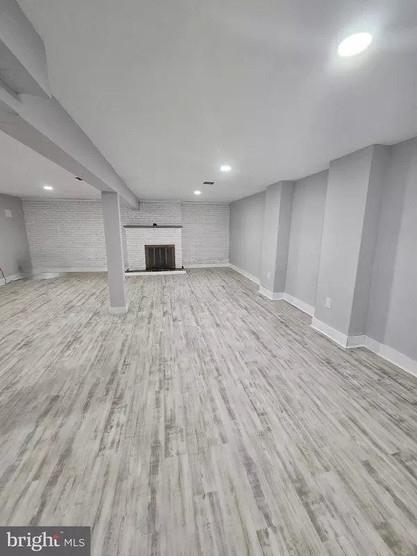 Blackwood, NJ 08012,5 CHARLES AVE