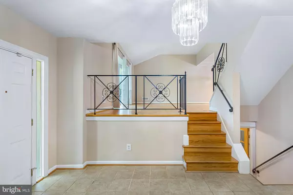 Bethesda, MD 20817,6503 FRIARS CT