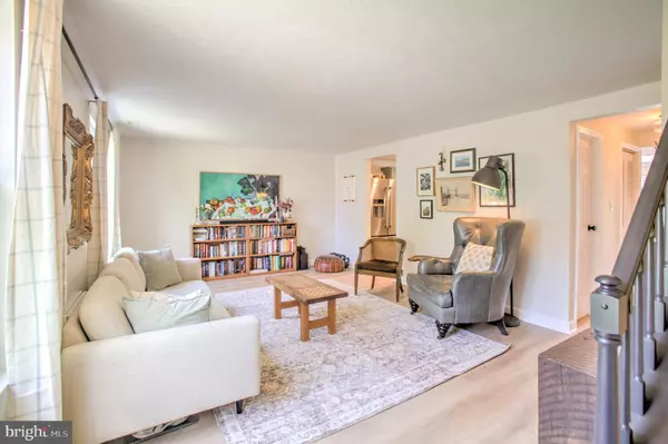 Joppa, MD 21085,4 COURT DR