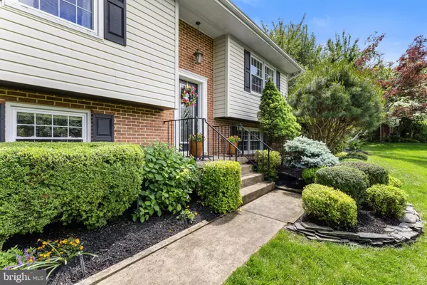Herndon, VA 20171,12509 NORTHERN VALLEY CT