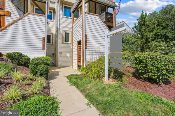 Olney, MD 20832,18178 WINDSOR HILL DR #210A