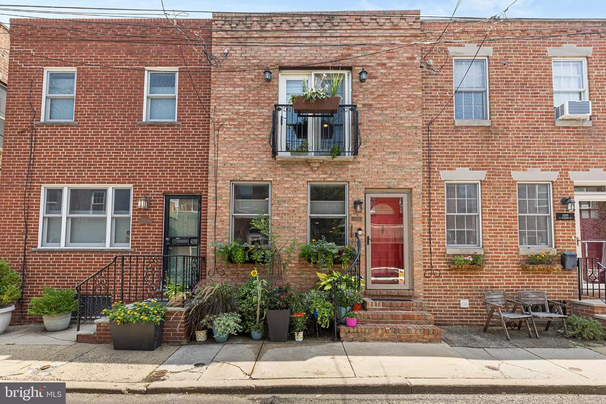 Philadelphia, PA 19147,1503 S CLARION ST