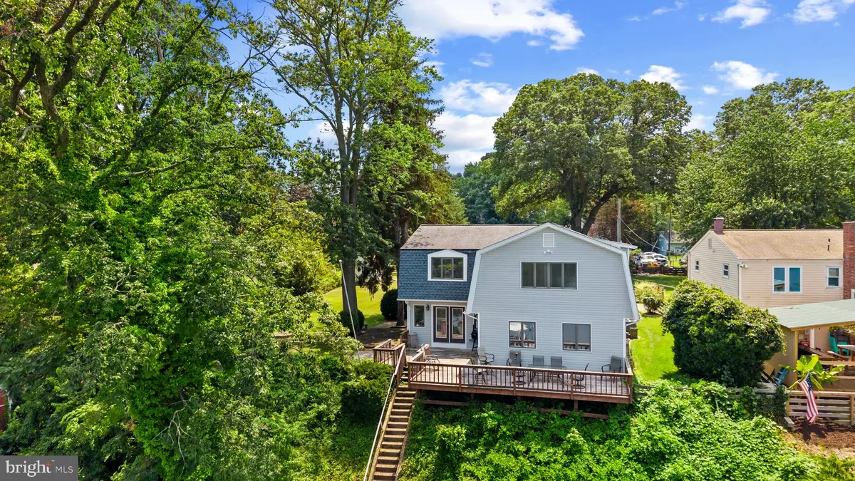 Pasadena, MD 21122,7578 BEACH DR