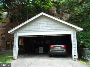 Merchantville, NJ 08109,107 POPLAR AVE