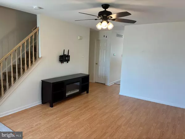 Sewell, NJ 08080,749 SLATE CT