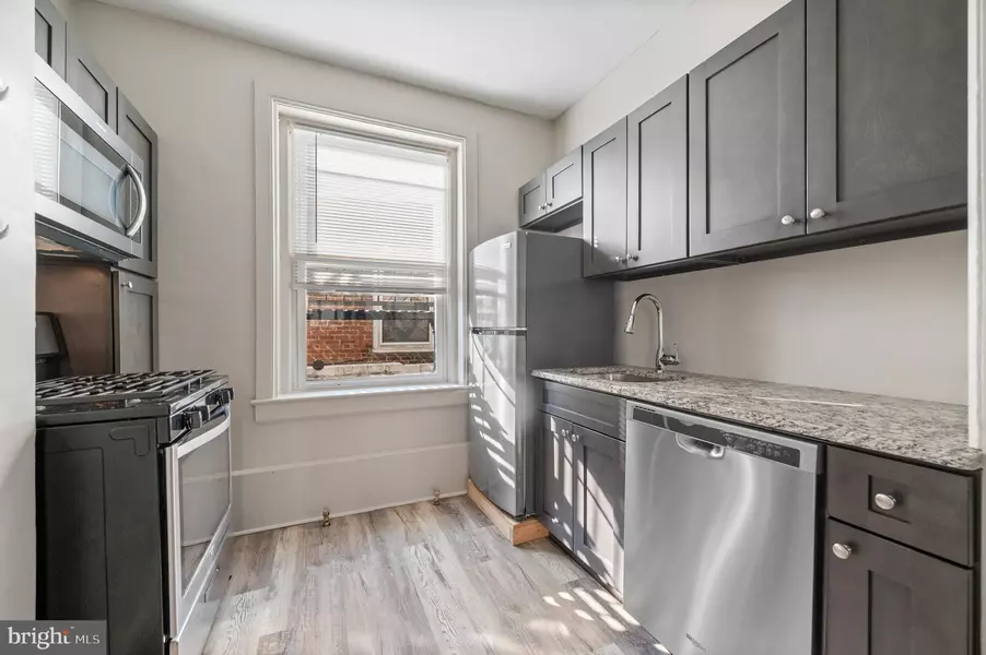 834 W LANCASTER AVE #2R, Bryn Mawr, PA 19010