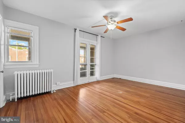 Bryn Mawr, PA 19010,836 W LANCASTER AVE