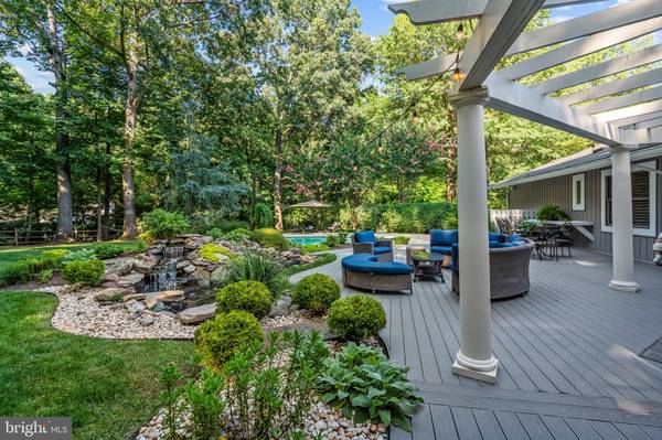 Great Falls, VA 22066,10332 ECLIPSE LN