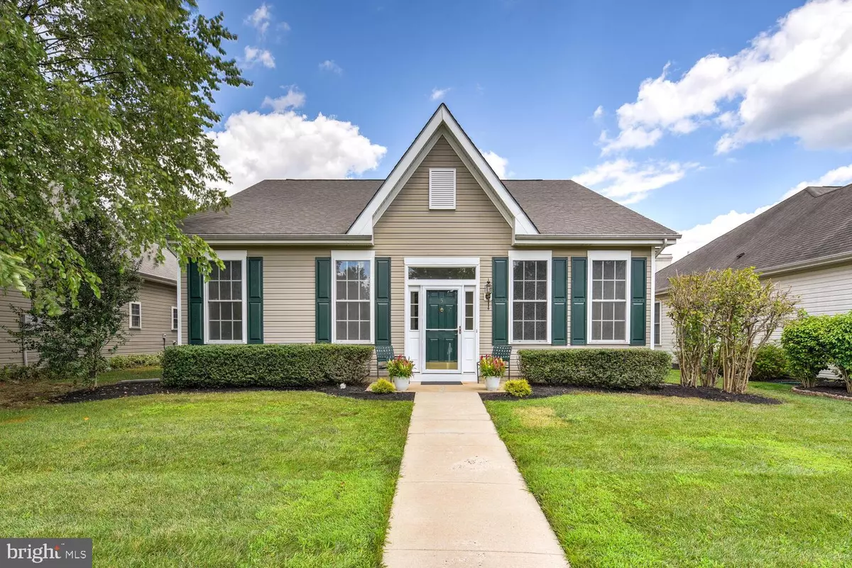 Cranbury, NJ 08512,5 TROWBRIDGE LN
