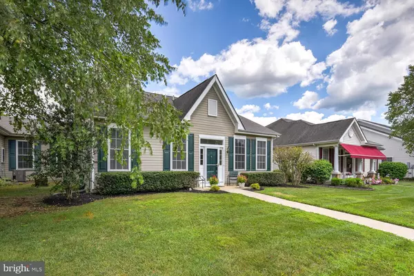Cranbury, NJ 08512,5 TROWBRIDGE LN