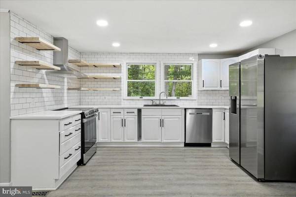 7102 TANGLEWOOD RD, Spotsylvania, VA 22551