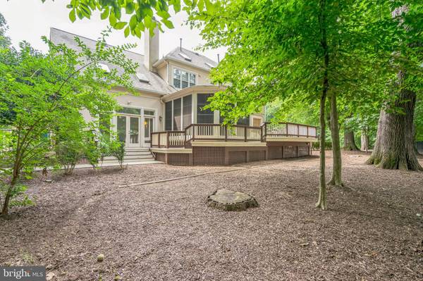 Oakton, VA 22124,10680 ALLIWELLS CT