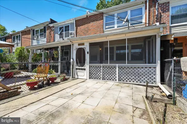 902 NIAGARA CT, Halethorpe, MD 21227