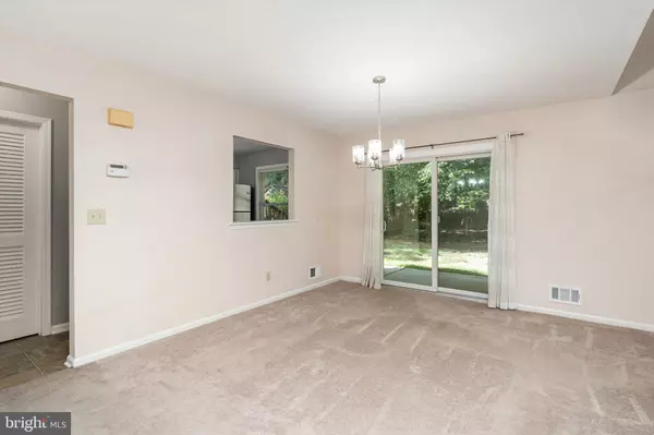 East Windsor, NJ 08520,94 CYPRESS DR