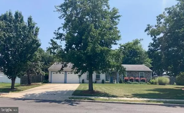 Eastampton, NJ 08060,4 WOODSTONE CT