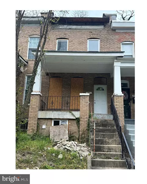 2524 DRUID PARK DR, Baltimore, MD 21215