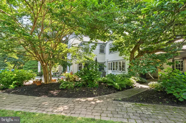 Penn Valley, PA 19072,744 CLARENDON RD