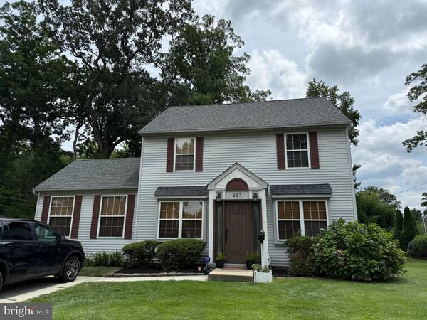 257 RAMBLEWOOD PKWY, Mount Laurel, NJ 08054