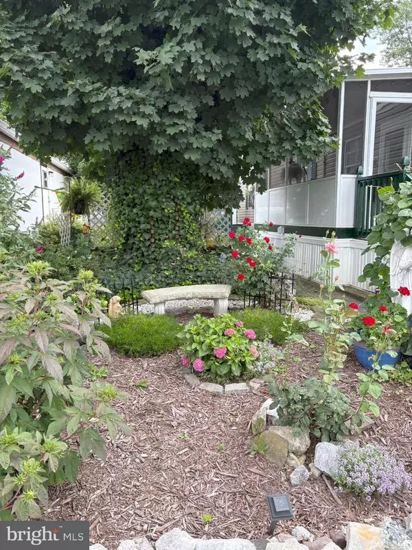 Chambersburg, PA 17202,4660 SYCAMORE GROVE RD ##72