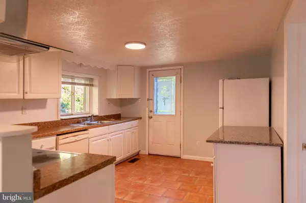 Cumberland, MD 21502,12204 FALL AVE