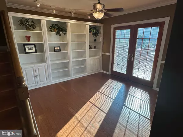 Delran, NJ 08075,11 WOODRUSH CT