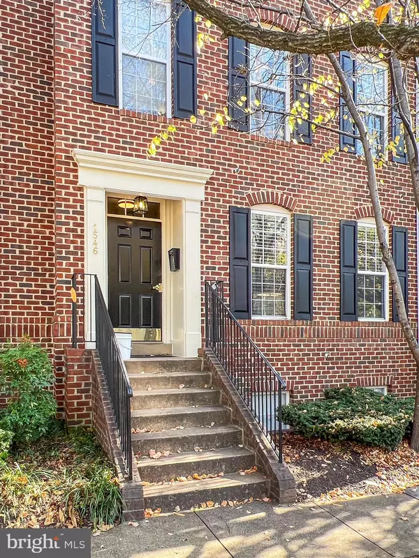 Vienna, VA 22182,1546 NORTHERN NECK DR #202