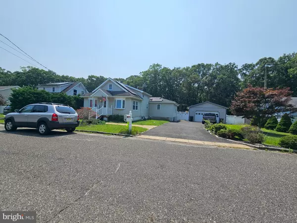 Tuckerton, NJ 08087,112 FIRST