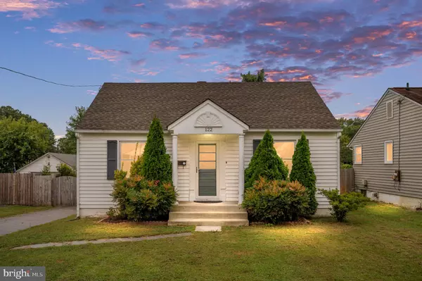 122 HILLCREST DR, Fredericksburg, VA 22401