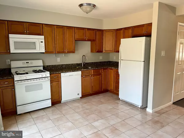 Mount Laurel, NJ 08054,15 LAVISTER DR