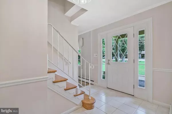 Lorton, VA 22079,10524 ANITA DR
