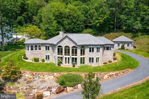 522 HALYARD WAY, Enola, PA 17025