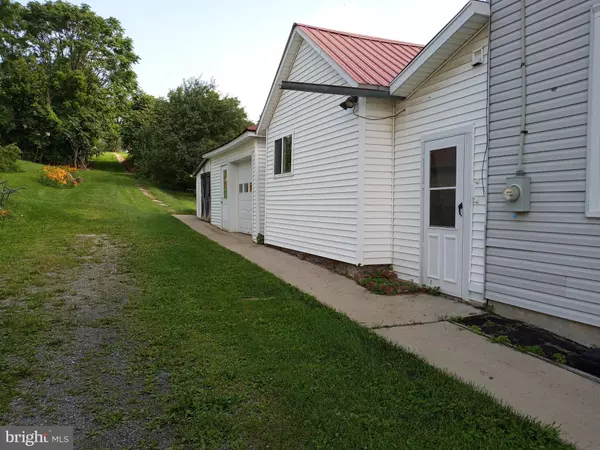 Aaronsburg, PA 16820,200 E AARON SQ