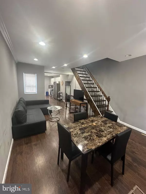 Philadelphia, PA 19104,722 N SHEDWICK ST