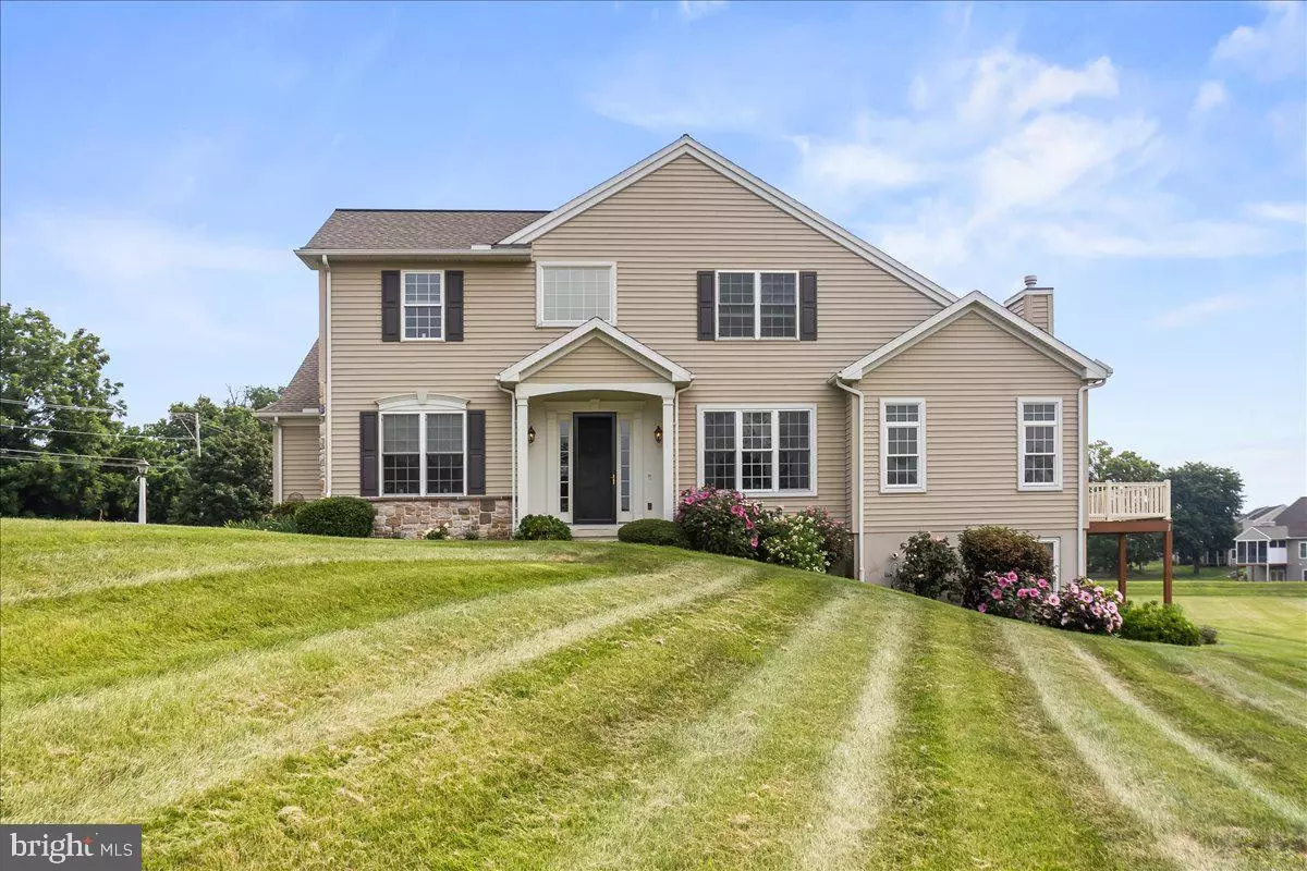 Mechanicsburg, PA 17050,427 CARMELLA DR
