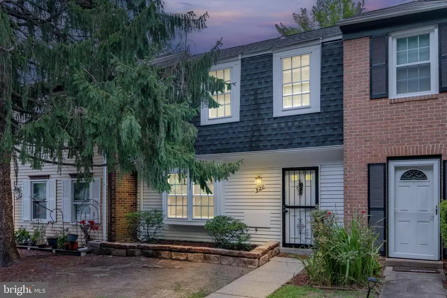 920 WINDSOR CT, Sterling, VA 20164