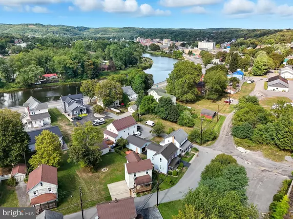 Clearfield, PA 16830,525 S 3RD ST