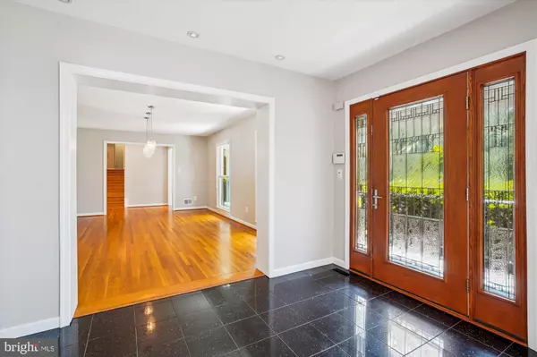 Rockville, MD 20850,13601 VALLEY DR