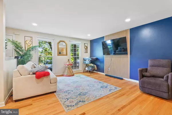Alexandria, VA 22303,5929 BERKSHIRE CT