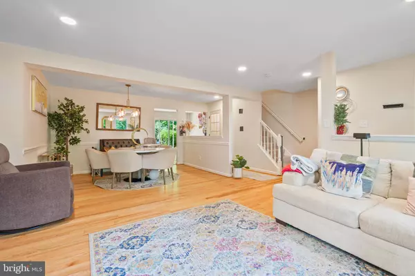 Alexandria, VA 22303,5929 BERKSHIRE CT