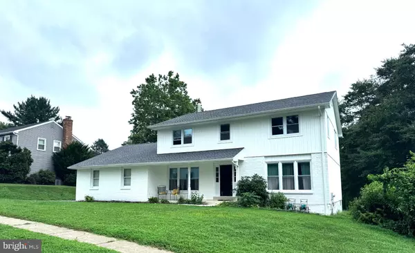 11 KENWICK RD, Hockessin, DE 19707