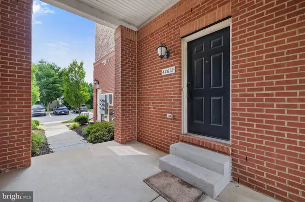 Ashburn, VA 20148,42612 HARDAGE TER