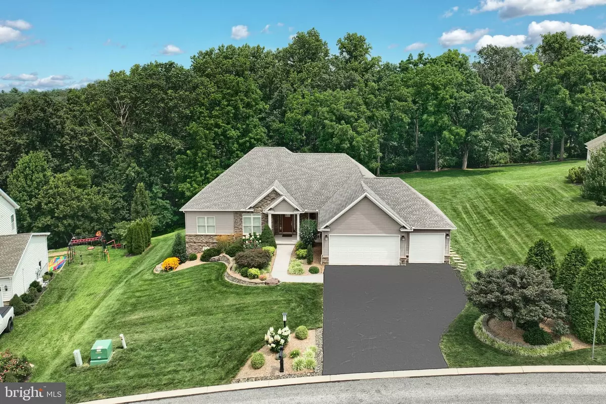 Hanover, PA 17331,172 FAWN HILL RD