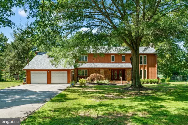 11 MIMOSA LN, Pilesgrove, NJ 08098