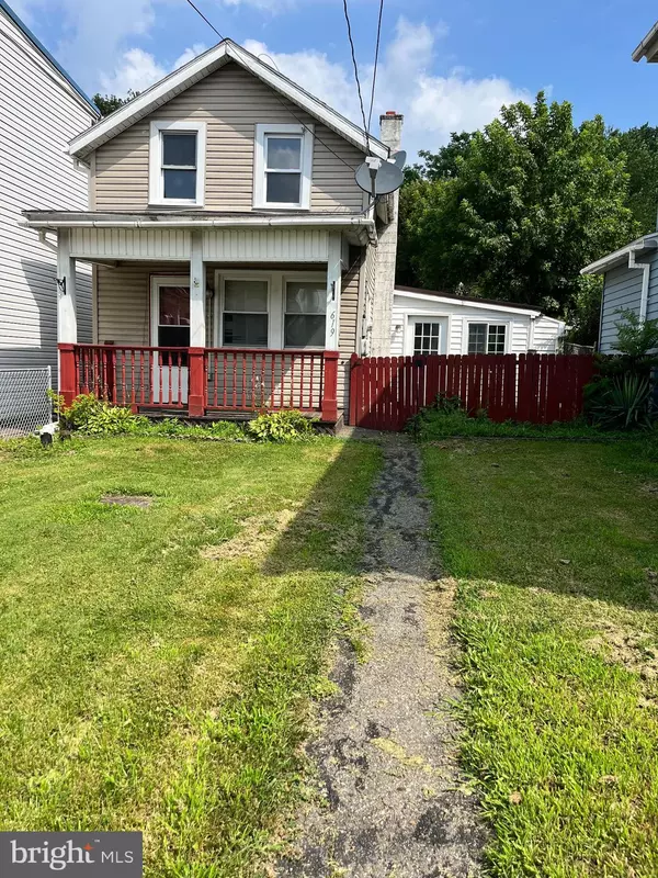 Tower City, PA 17980,619 E GRAND AVE