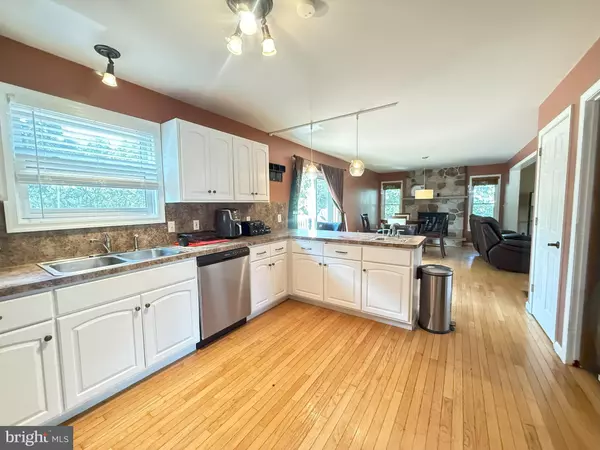 East Stroudsburg, PA 18301,348 CLICKO LN