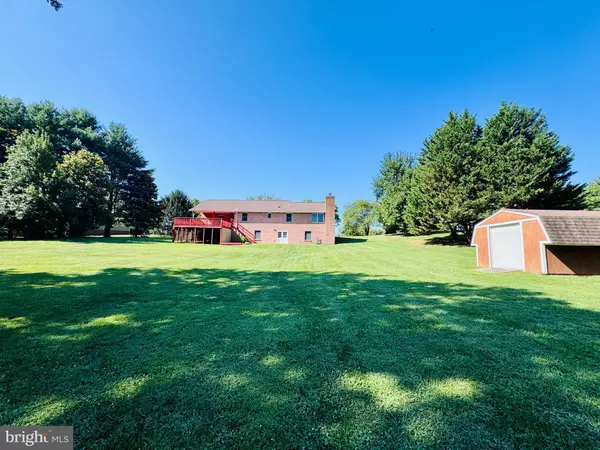Charles Town, WV 25414,139 GREEN VALLEY DR