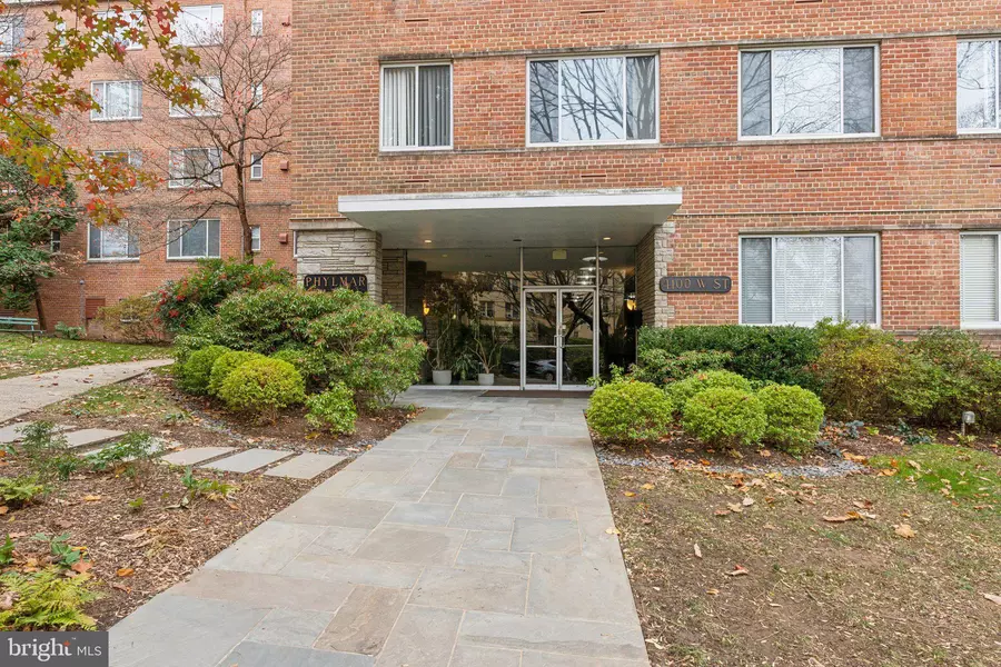 4100 W ST NW #511, Washington, DC 20007